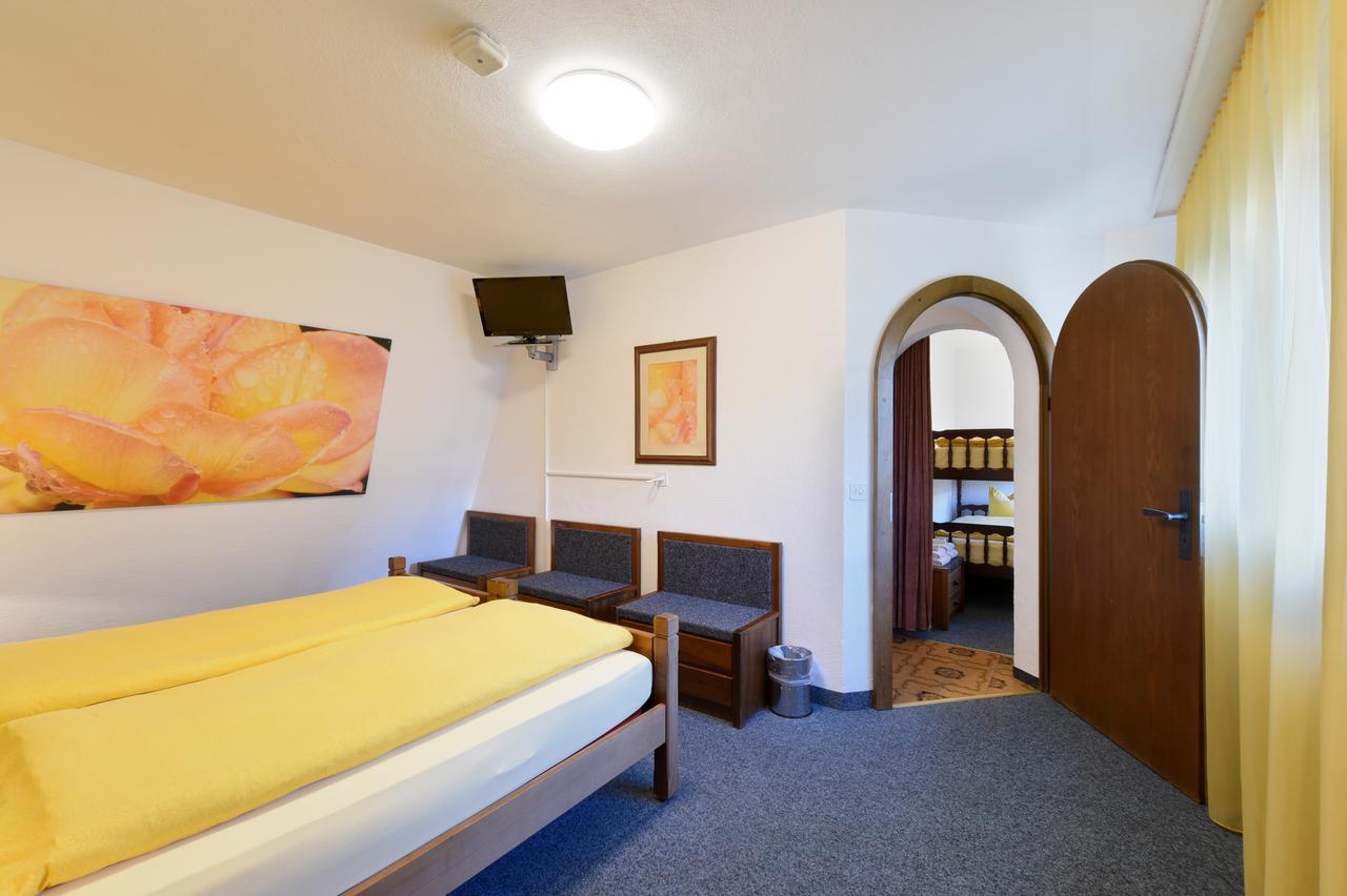 Schlosshotel - Self Check-In Hotel Brig Eksteriør bilde